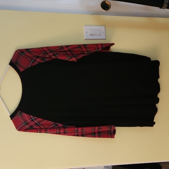 Torrid womans knit shirt - Picture 2 of 4